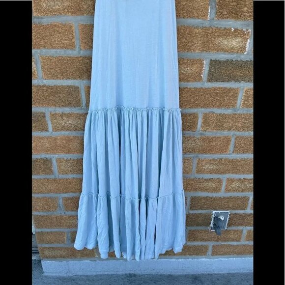 Sundry Women's Sleeveless Tiered Maxi Dress medium - Picture 4 of 11